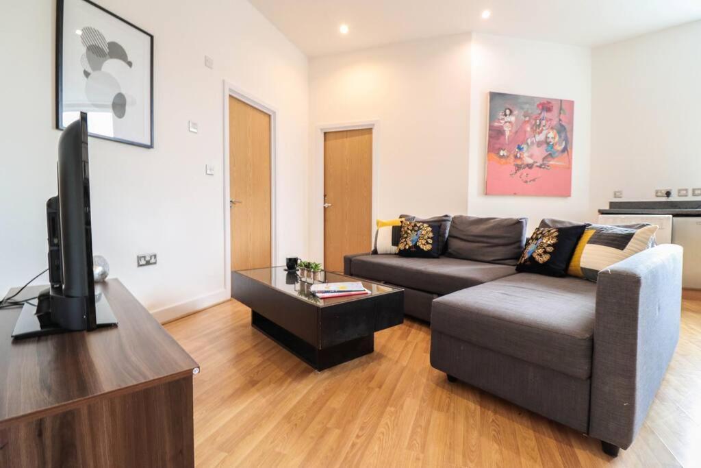 Camber Hill - Long Stay Offer London Exterior photo