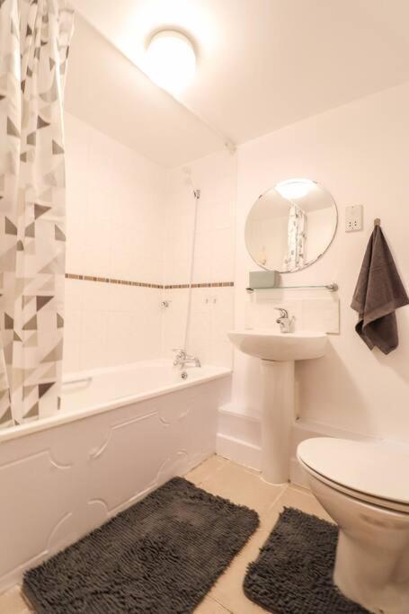 Camber Hill - Long Stay Offer London Exterior photo